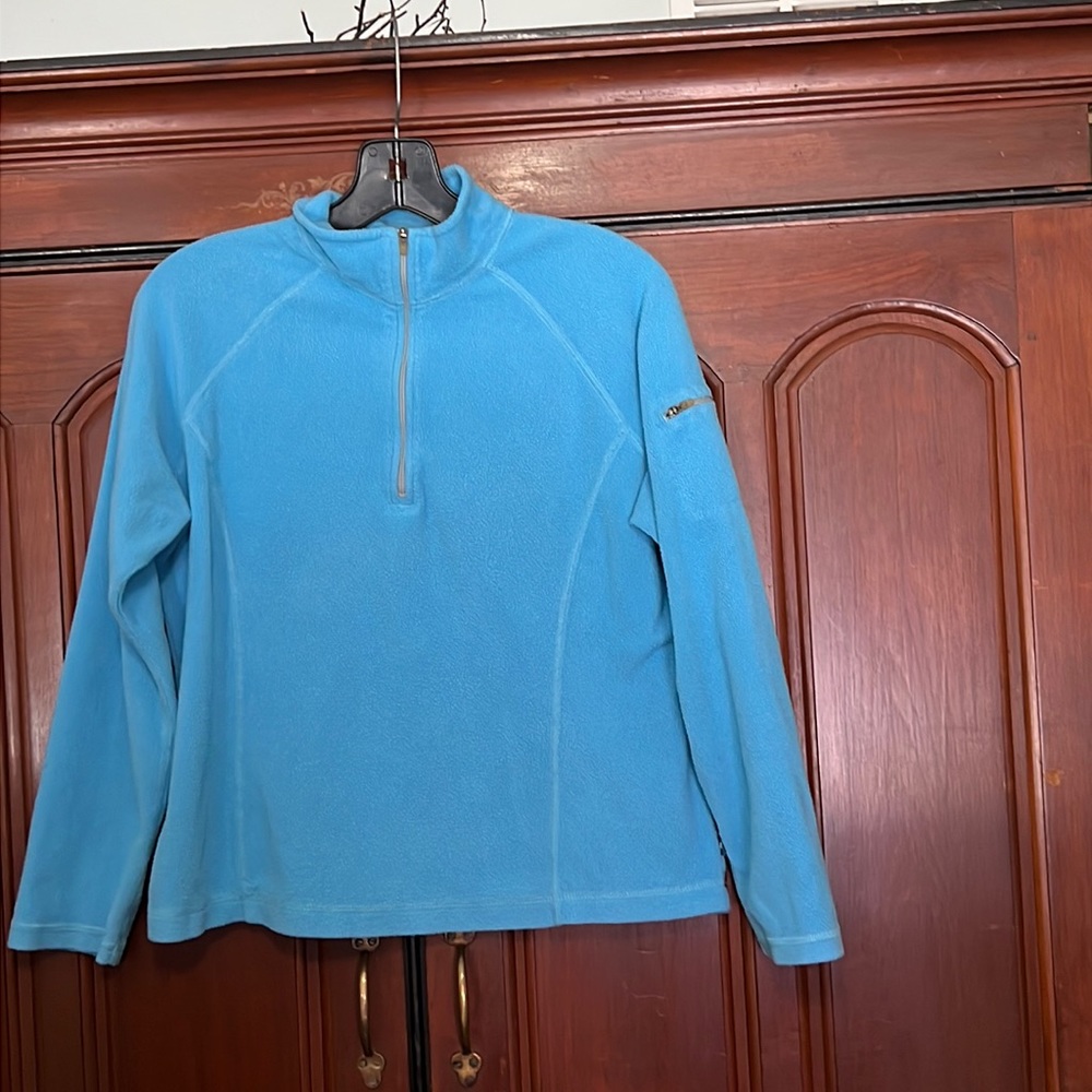 L.L. Bean Quarter Zipper Women’s Light Blue Long Sleeve Pullover Size Medium